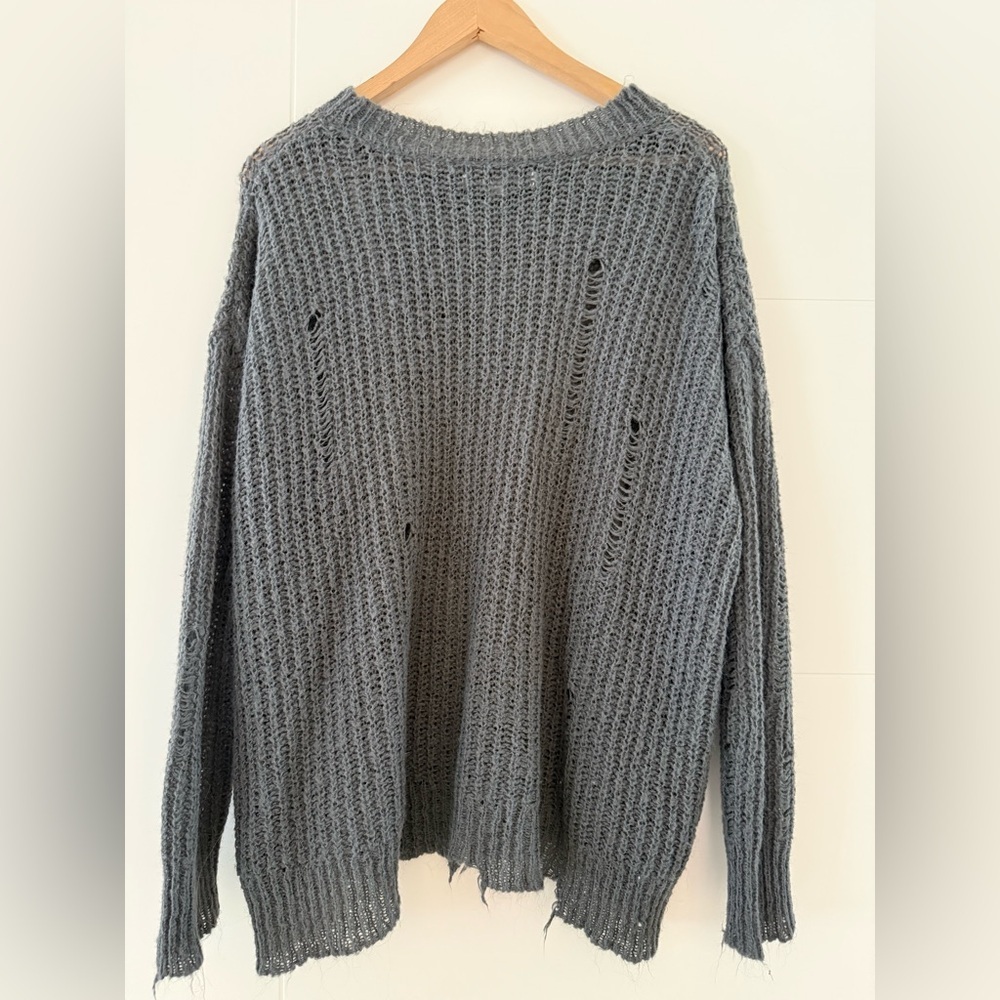 Urban Outfitters Oversized Alston Distressed Knit Pullover Sweater, size small. - Picture 9 of 11